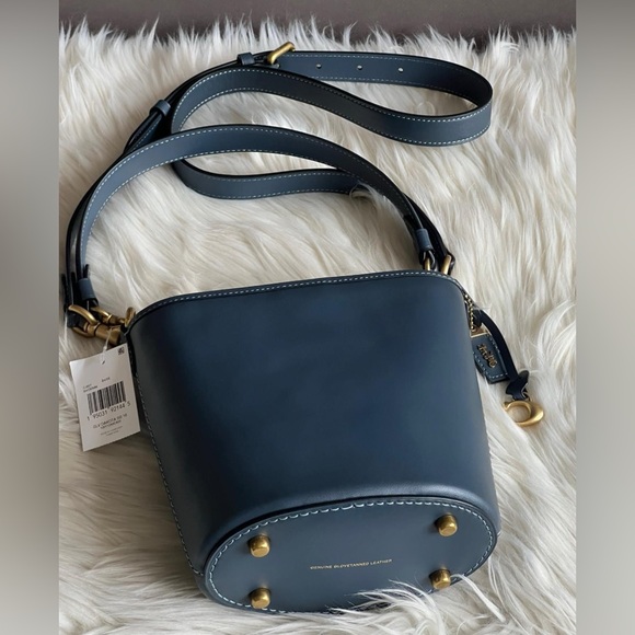 CJ827 - Coach Dakota Bucket Bag 16 - Picture 9 of 13